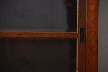 アンティーク家具　アンティーク　前面ナラ材の戸棚