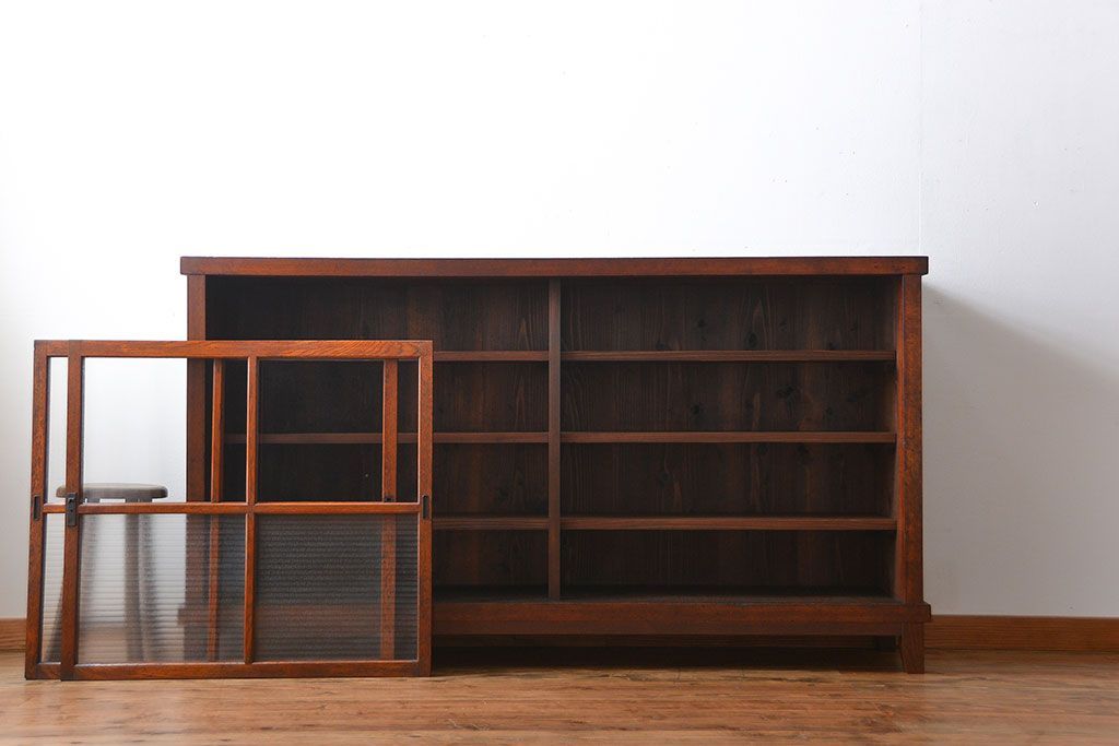 アンティーク家具　アンティーク　前面ナラ材脚付き戸棚