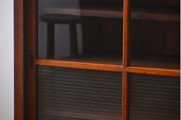 アンティーク家具　アンティーク　前面ナラ材脚付き戸棚