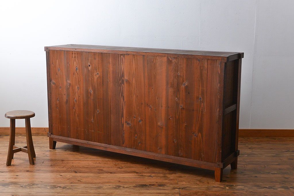 アンティーク家具　アンティーク　前面ナラ材脚付き戸棚