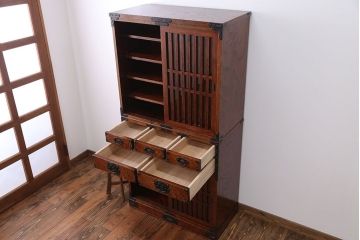 中古　欅材!岩谷堂特注　重ね水屋箪笥(定価70万円)