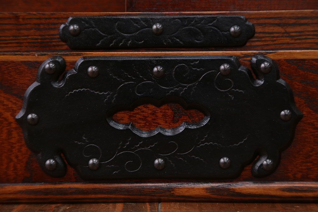 中古　欅材!岩谷堂特注　重ね水屋箪笥(定価70万円)