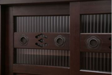 アンティーク家具　古民具・骨董 脚付き水屋箪笥ローボード(テレビ台、キャビネット、収納棚)