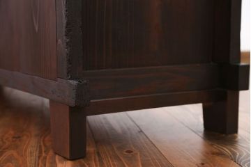 アンティーク家具　古民具・骨董 脚付き水屋箪笥ローボード(テレビ台、キャビネット、収納棚)