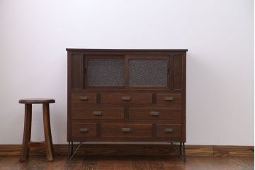 アンティーク家具　和製アンティーク　ダイヤガラス入り!引き出しいっぱい収納棚
