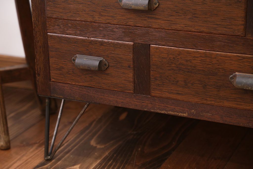 アンティーク家具　和製アンティーク　ダイヤガラス入り!引き出しいっぱい収納棚