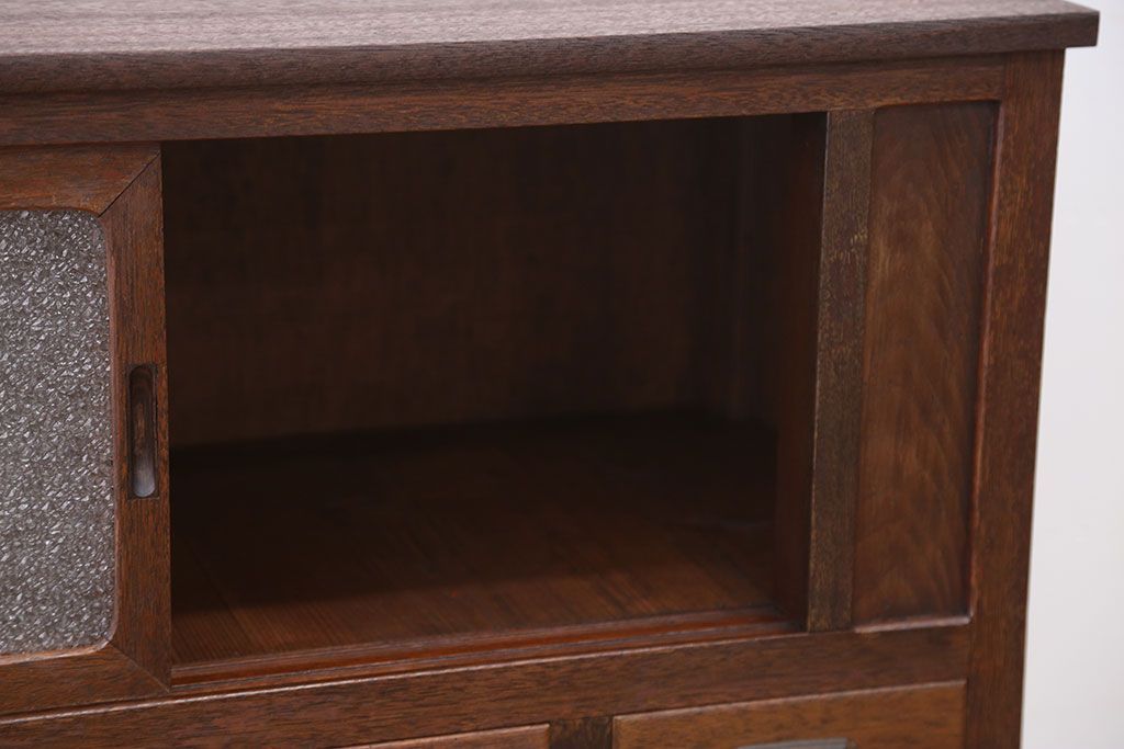 アンティーク家具　和製アンティーク　ダイヤガラス入り!引き出しいっぱい収納棚