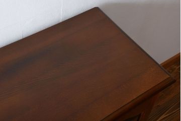中古　カリモク　コロニアルシリーズ　リビングボード