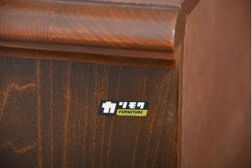 中古　カリモク　コロニアルシリーズ　リビングボード