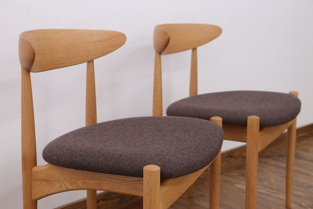 中古　オークビレッジ　スワローチェア2脚セット(定価1脚約6万円)