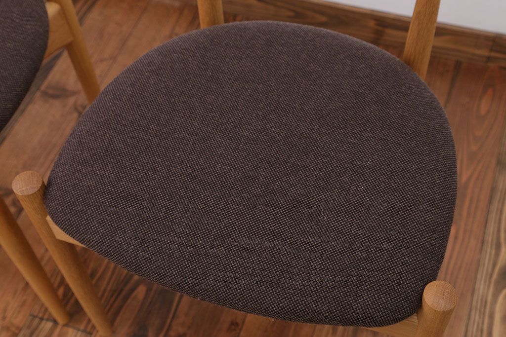 中古　オークビレッジ　スワローチェア2脚セット(定価1脚約6万円)