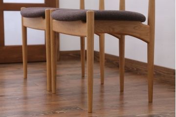 中古　オークビレッジ　スワローチェア2脚セット(定価1脚約6万円)