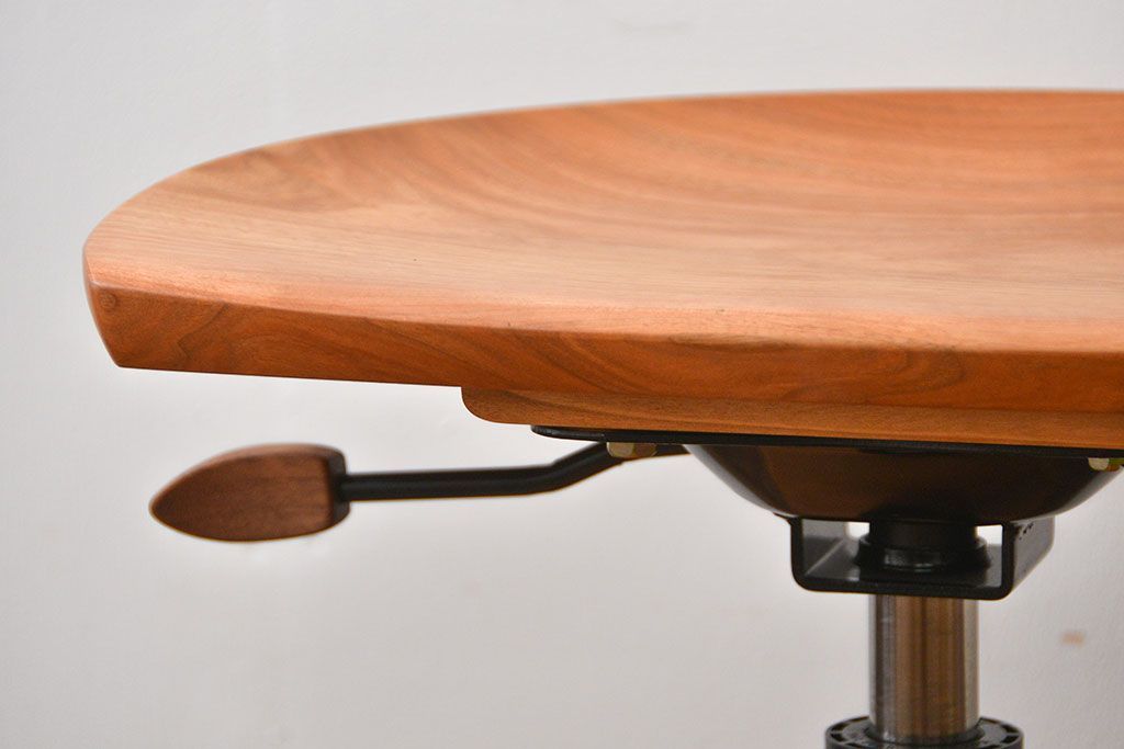 中古　家具工房雉子舎(kijiya)　ムーンスツール(定価約4万円)