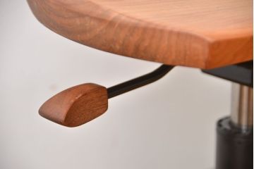 中古　家具工房雉子舎(kijiya)　ムーンスツール(定価約4万円)