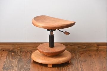 中古　家具工房雉子舎(kijiya)　ムーンスツール(定価約4万円)