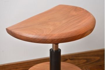 中古　家具工房雉子舎(kijiya)　ムーンスツール(定価約4万円)