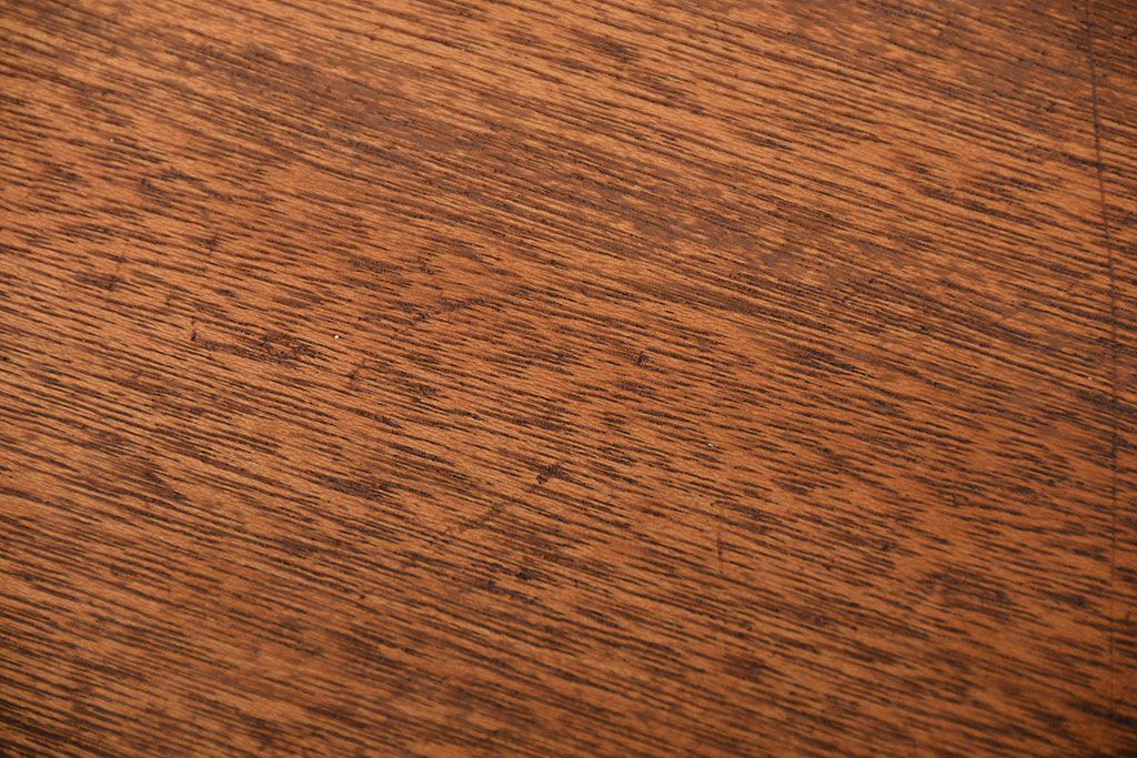 アンティーク家具　インダストリアルデザインの回転スツール