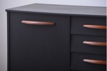 アンティーク家具　アンティークペイント　ミットセンチュリー　サイドボード