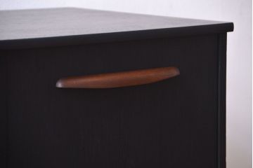 アンティーク家具　アンティークペイント　ミットセンチュリー　サイドボード