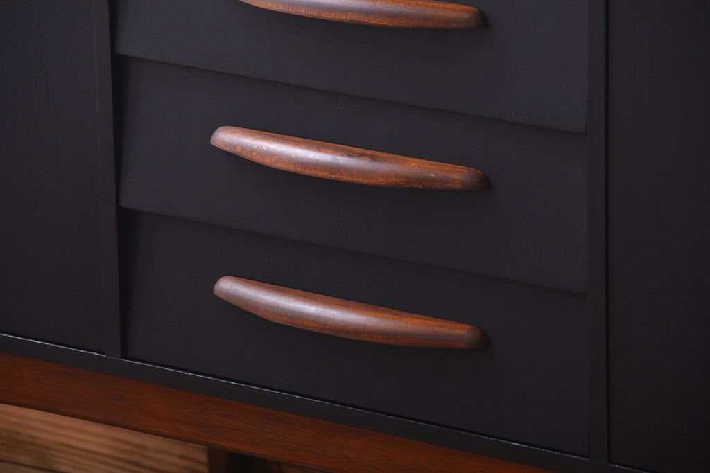 アンティーク家具　アンティークペイント　ミットセンチュリー　サイドボード