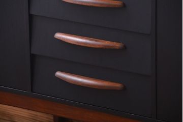 アンティーク家具　アンティークペイント　ミットセンチュリー　サイドボード