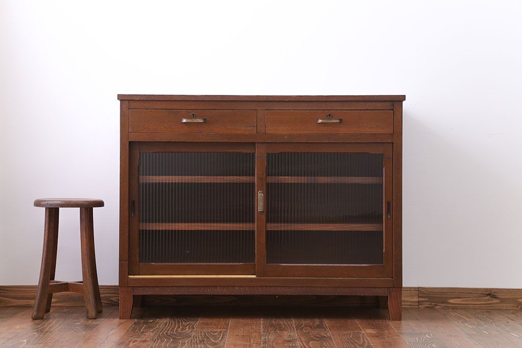 レトロ家具　昭和レトロ　お洒落なキッチンキャビネット