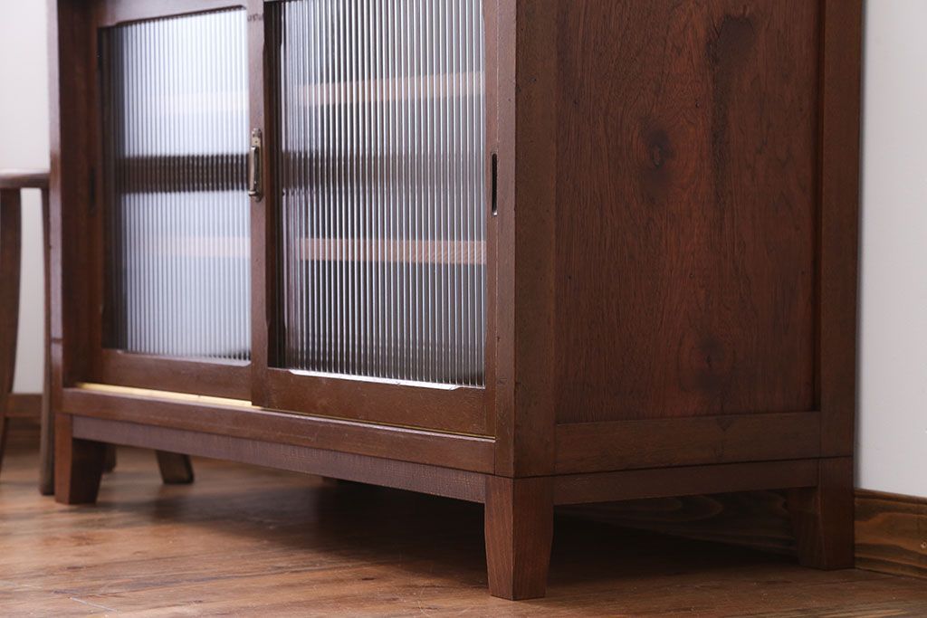 レトロ家具　昭和レトロ　お洒落なキッチンキャビネット