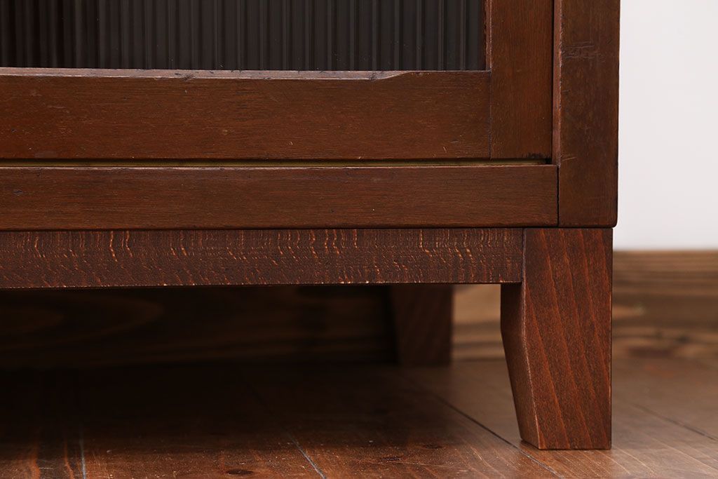 レトロ家具　昭和レトロ　お洒落なキッチンキャビネット