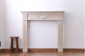 アンティーク雑貨　フランスビンテージ　シンプルなマントルピース