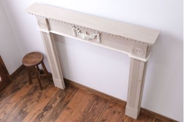 アンティーク雑貨　フランスビンテージ　シンプルなマントルピース