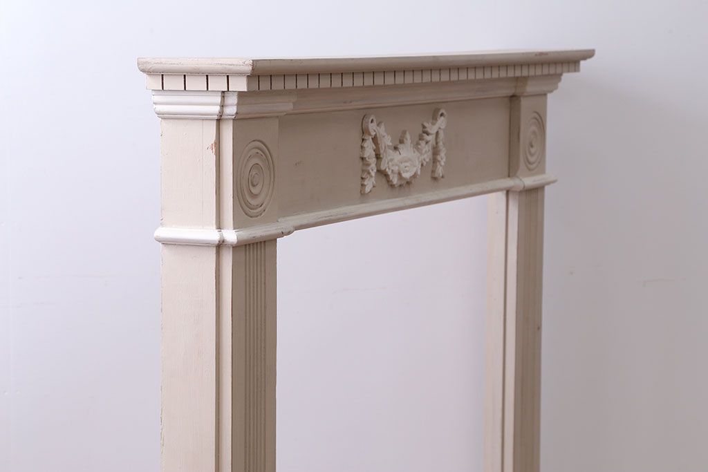 アンティーク雑貨　フランスビンテージ　シンプルなマントルピース