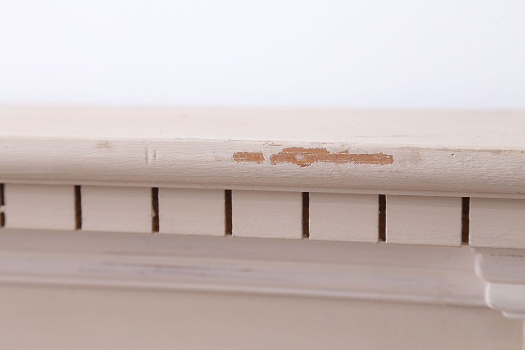 アンティーク雑貨　フランスビンテージ　シンプルなマントルピース