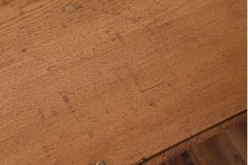 ヴィンテージ家具 フランスビンテージ 彫刻の美しいライティングビューロー