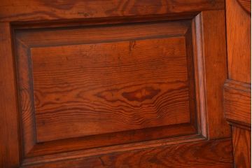 アンティーク家具　イギリスアンティーク　パイン材のチャーチベンチ