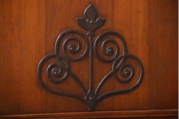 アンティーク家具　イギリスアンティーク　ウォールラック(壁掛け収納、吊戸棚)