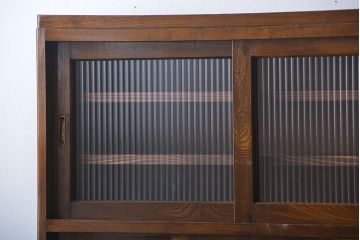 レトロ家具　昭和レトロ　味わい深い食器棚