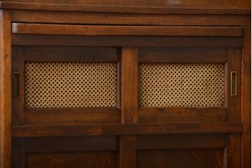 レトロ家具　昭和レトロ　味わい深い食器棚