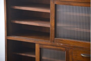 レトロ家具　昭和レトロ　味わい深い食器棚