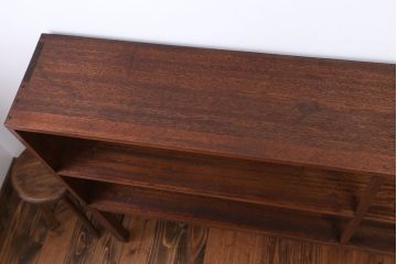 アンティーク家具　アンティーク　高い脚付き飾り棚