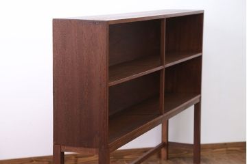 アンティーク家具　アンティーク　高い脚付き飾り棚