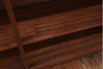 アンティーク家具　アンティーク　高い脚付き飾り棚