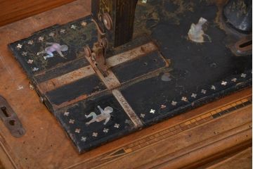 アンティーク雑貨　イギリスアンティーク　ジャンク 卓上ミシン