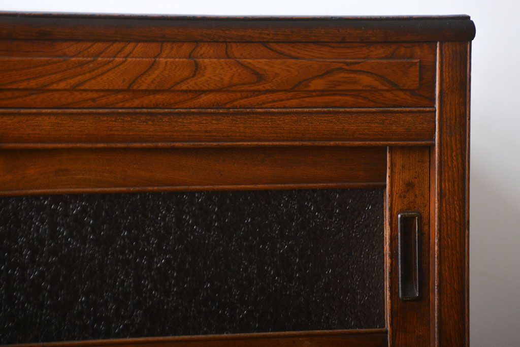 レトロ家具　昭和レトロ　ダイヤガラス入りカップボード