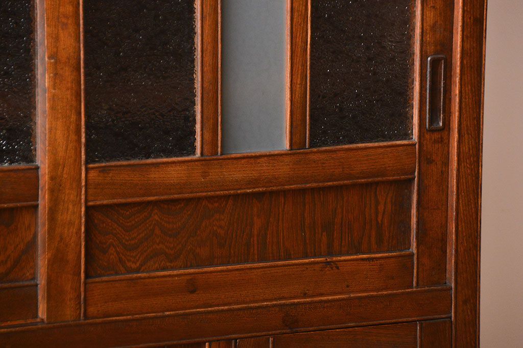 レトロ家具　昭和レトロ　ダイヤガラス入りカップボード