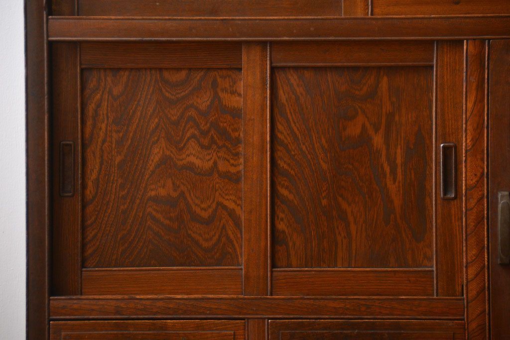 レトロ家具　昭和レトロ　ダイヤガラス入りカップボード