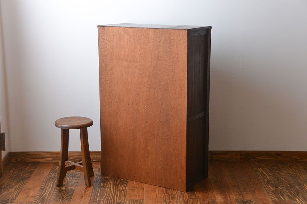 レトロ家具　昭和レトロ　ダイヤガラス入りカップボード