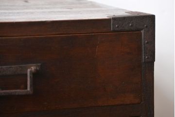 アンティーク家具　古民具・骨董　角手　縦型時代箪笥