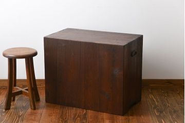 アンティーク家具　古民具・骨董　桐材!上品な小箪笥(桐箪笥、桐たんす)