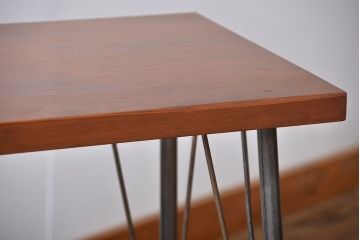 アンティーク家具　天板一枚板　古材を使った鉄脚テーブル