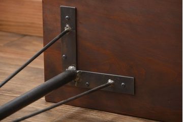 アンティーク家具　天板一枚板　古材を使った鉄脚テーブル
